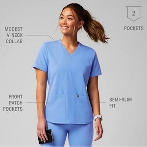 Fabletics Method 2-Pocket Scrub Top—CEIL BLUE